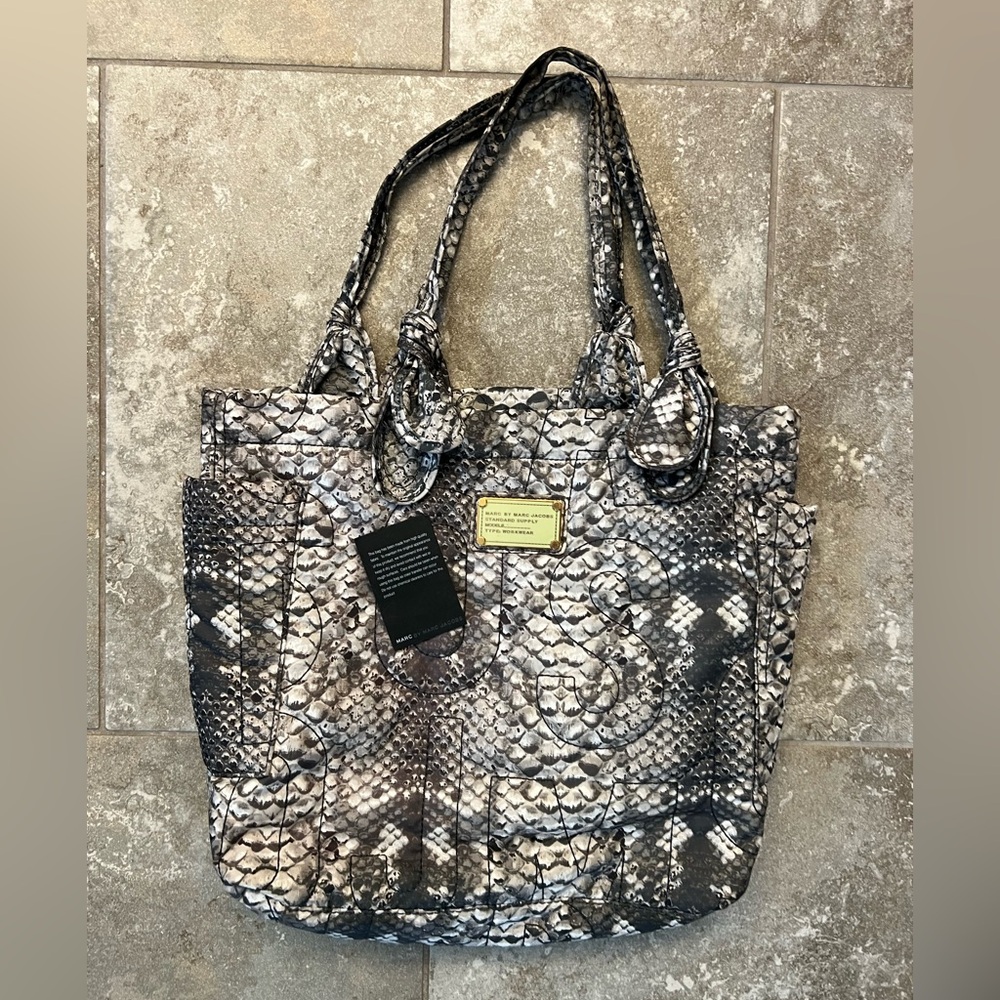 Marc Jacobs Animal Print Nylon Tote Bag - Picture 4 of 5